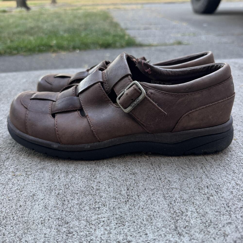 Teva Brunswick Sandals Womens 7 Brown Leather Fisherman Buckle Casual Comfort‎